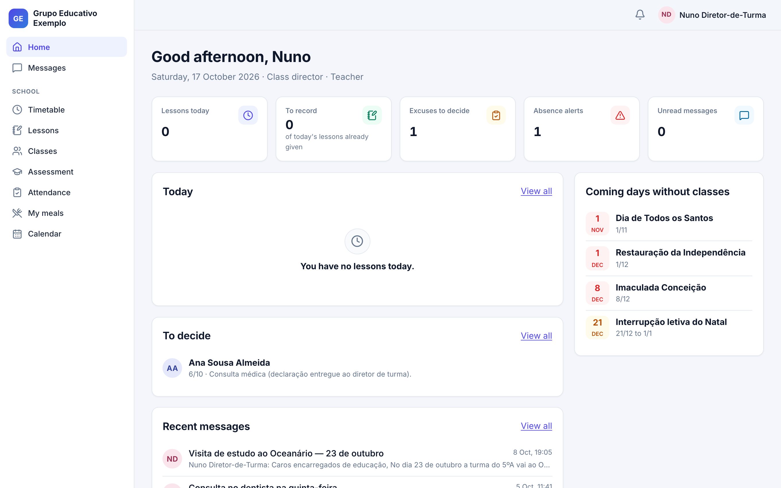 A teacher's home page: today's lessons, what is left to record and the absence notes to decide.